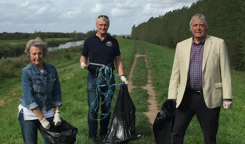 MP To Celebrate The Great British Spring Clean With Local Primary School