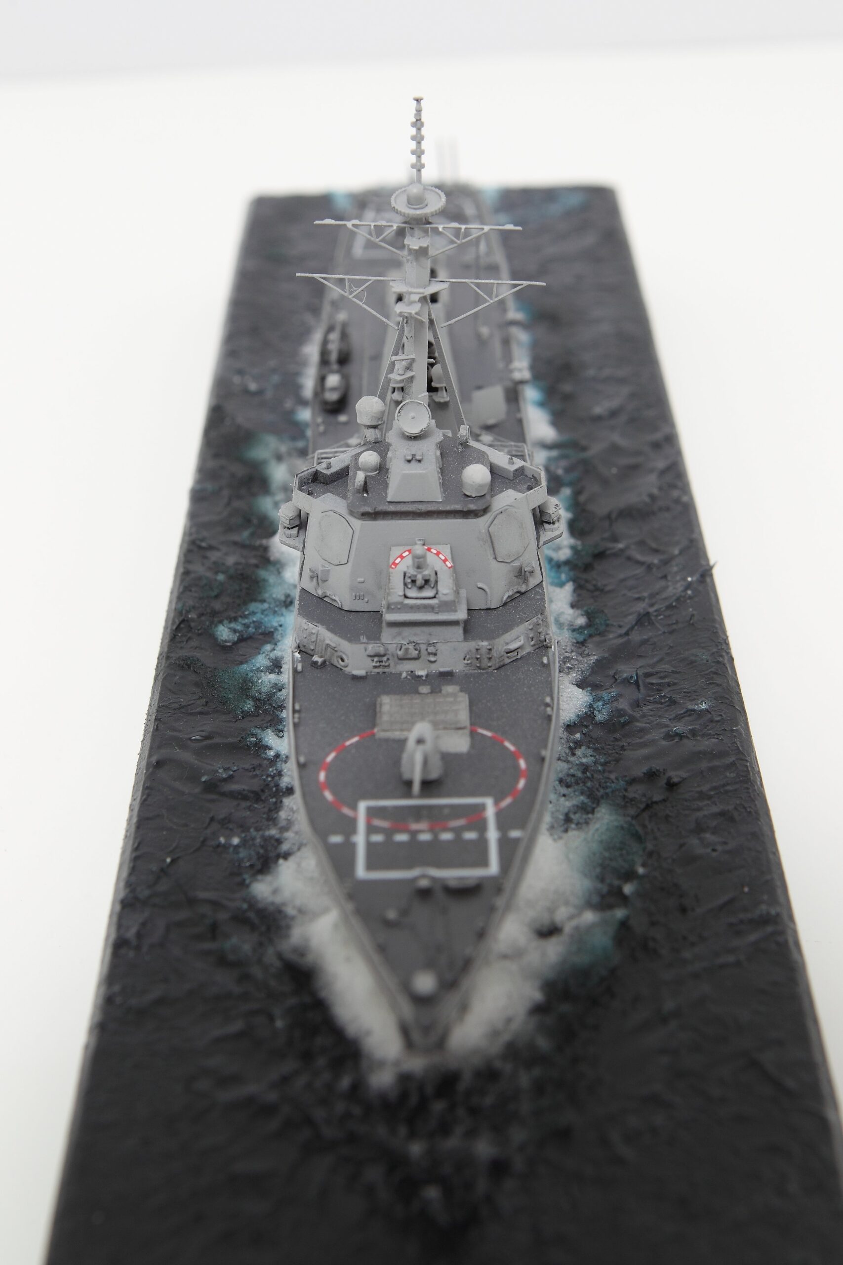 Hobby Boss 1/700 USS Hopper DDG-70 Model Review