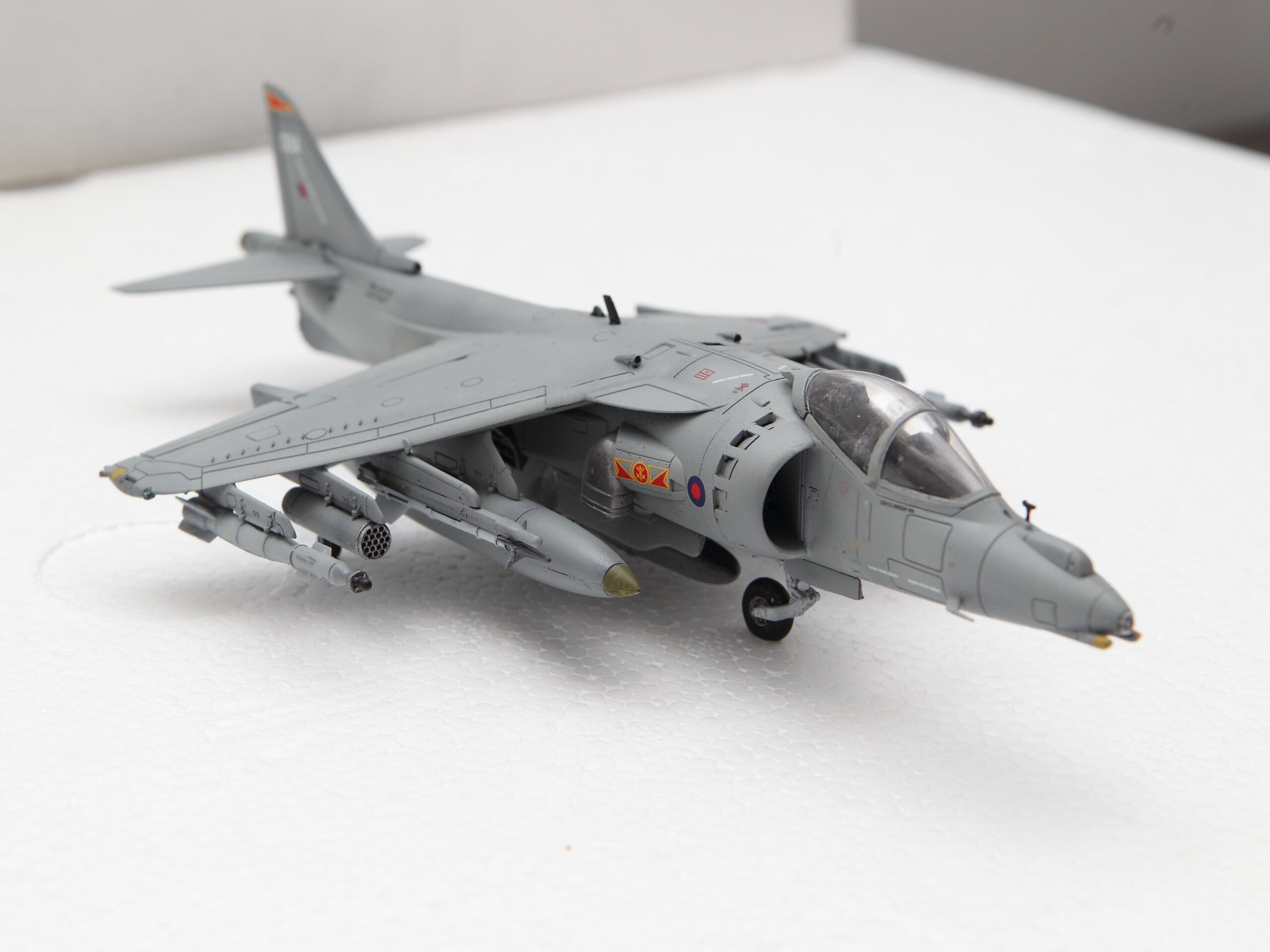 Aircraft Starter Gift Set BAe Harrier GR.9A 1:72 Military Aviation Plastic  Model Kit A55300A