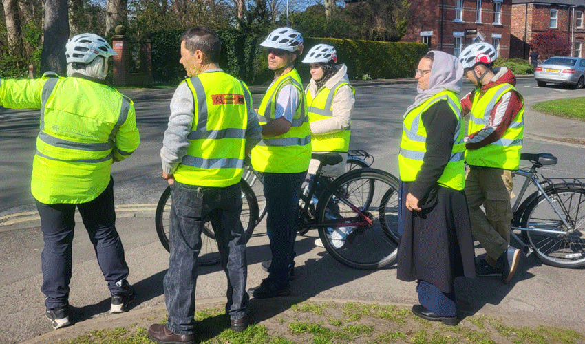 Refugees in the East Riding given cycle training and bikes in award-winning project